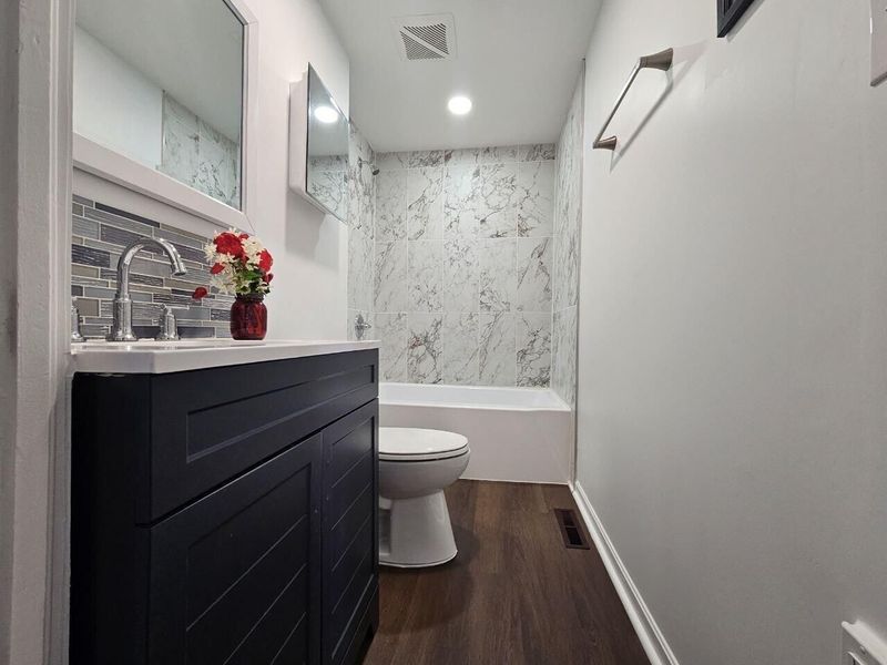 348 Walnut Street , Circleville, OH 43113 Photo 10