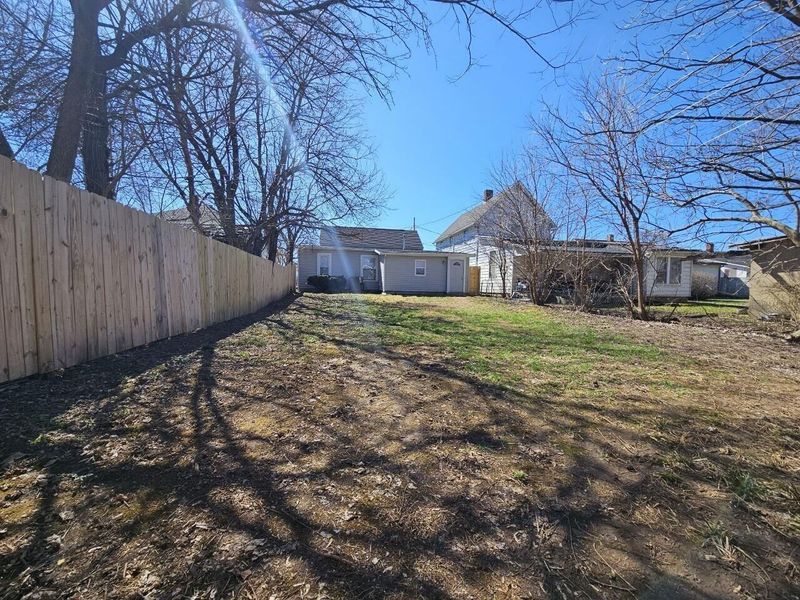 348 Walnut Street , Circleville, OH 43113 Photo 18