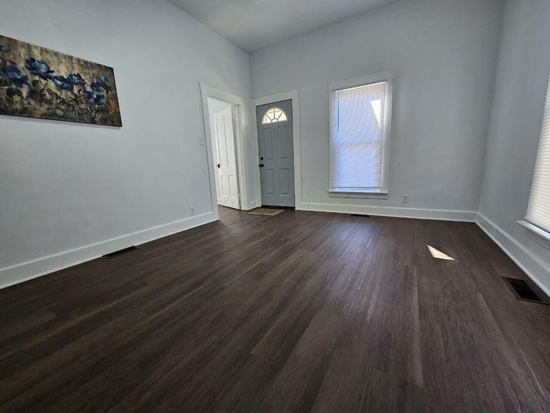 348 Walnut Street , Circleville, OH 43113 Photo 4