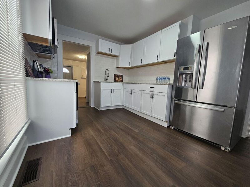 348 Walnut Street , Circleville, OH 43113 Photo 7