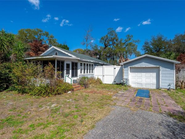 715 NEAL STREET, NEW SMYRNA BEACH, FL 32168