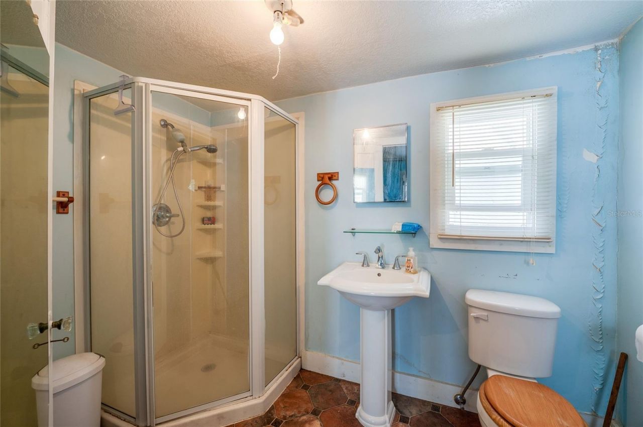 715 Neal Street, New Smyrna Beach, FL 32168 Photo