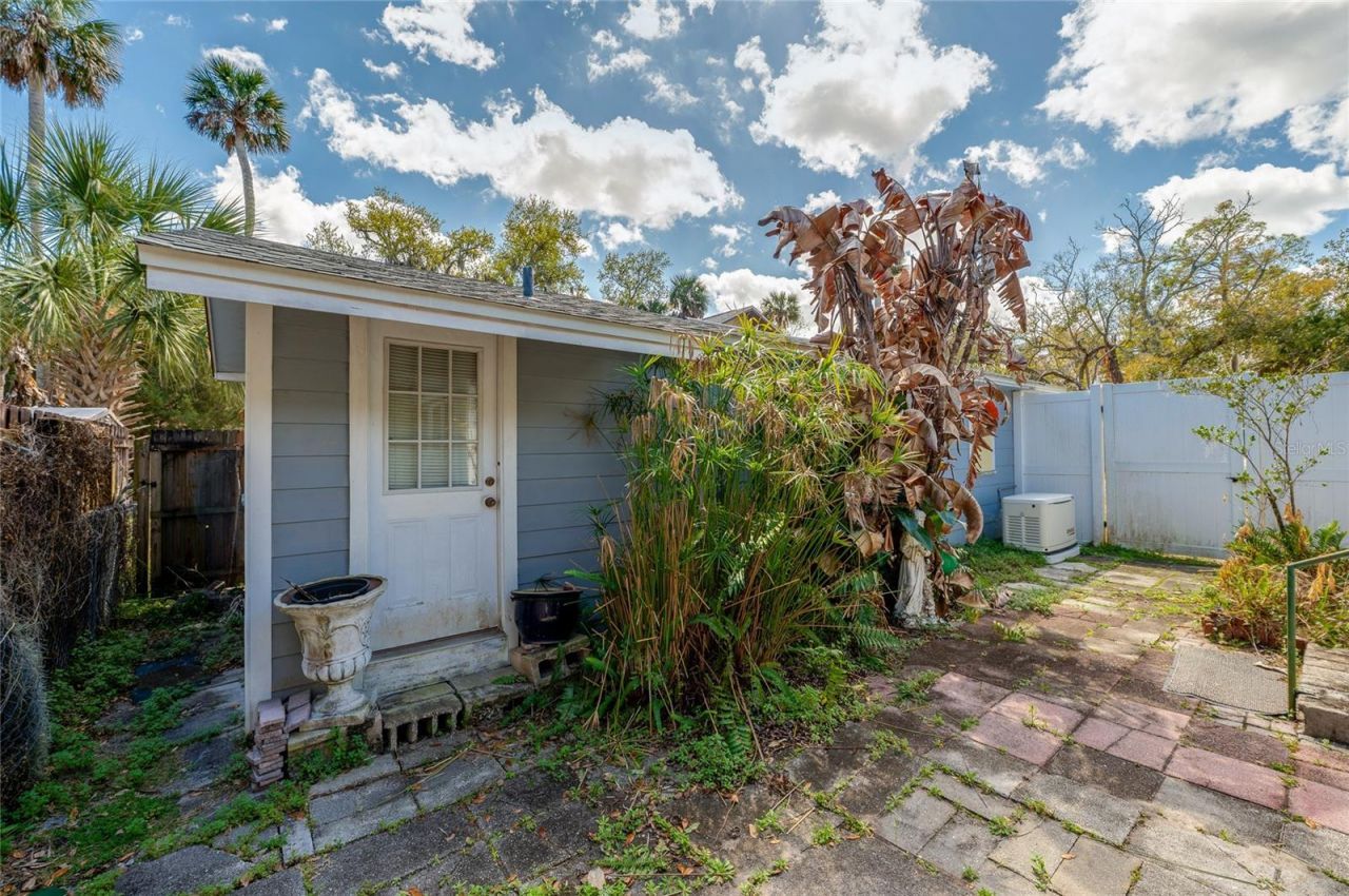 715 Neal Street , New Smyrna Beach, FL 32168 Photo