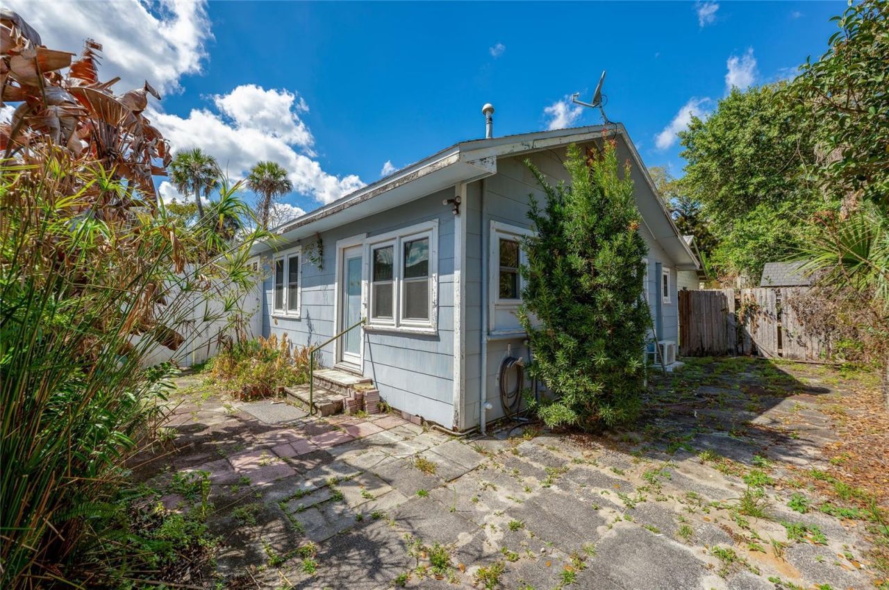 715 Neal Street , New Smyrna Beach, FL 32168 Photo