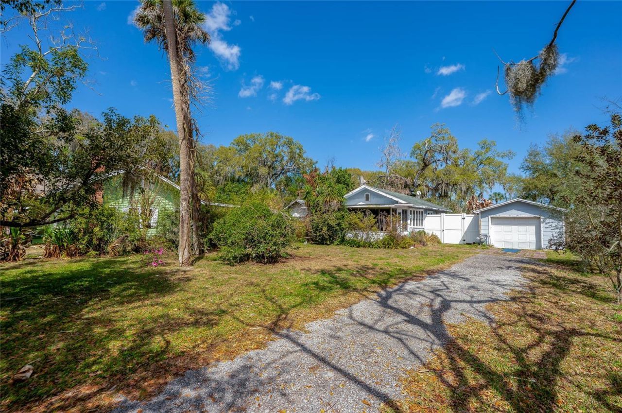 715 Neal Street , New Smyrna Beach, FL 32168 Photo