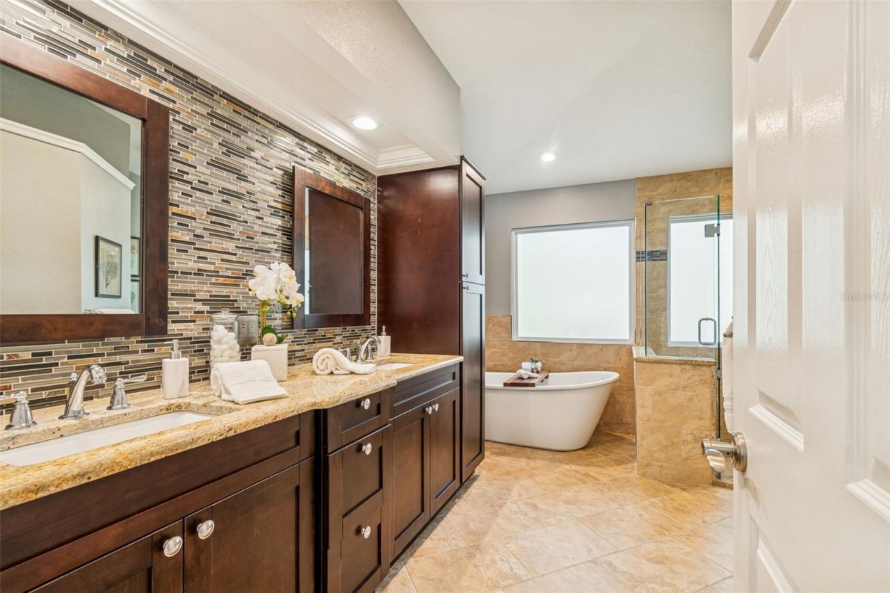 160 Sage Circle, Crystal Beach, FL 34681 Photo