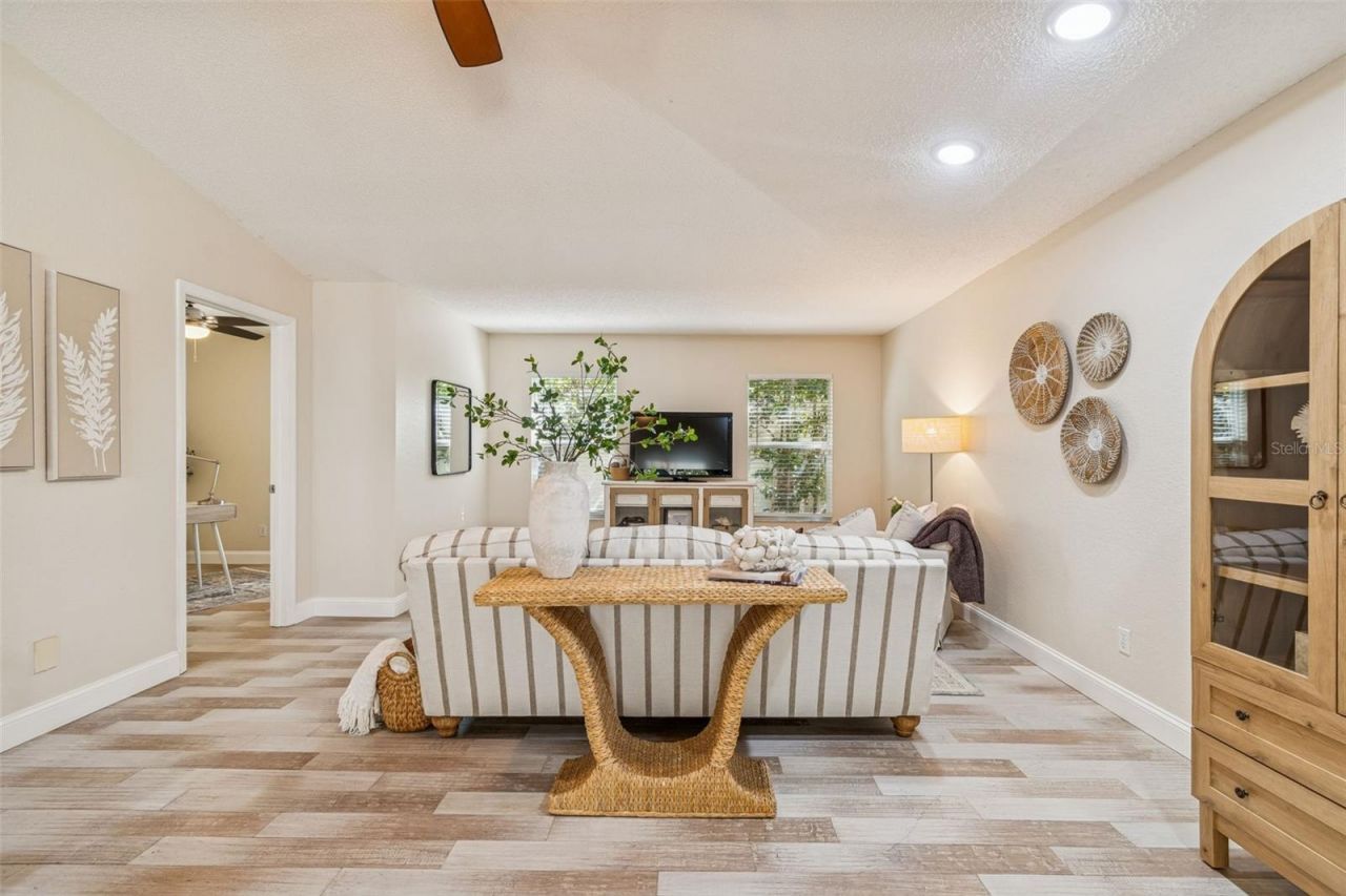 160 Sage Circle, Crystal Beach, FL 34681 Photo