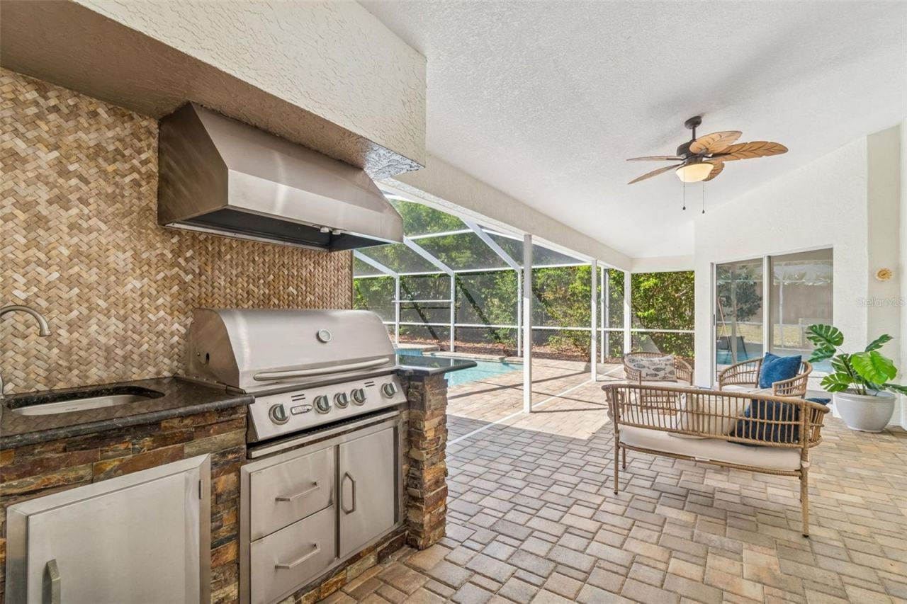 160 Sage Circle, Crystal Beach, FL 34681 Photo