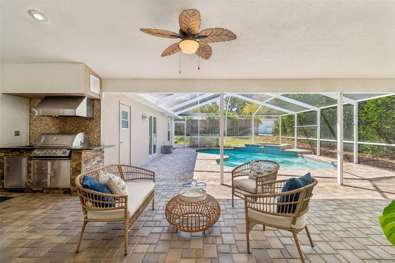 160 Sage Circle, Crystal Beach, FL 34681 Photo