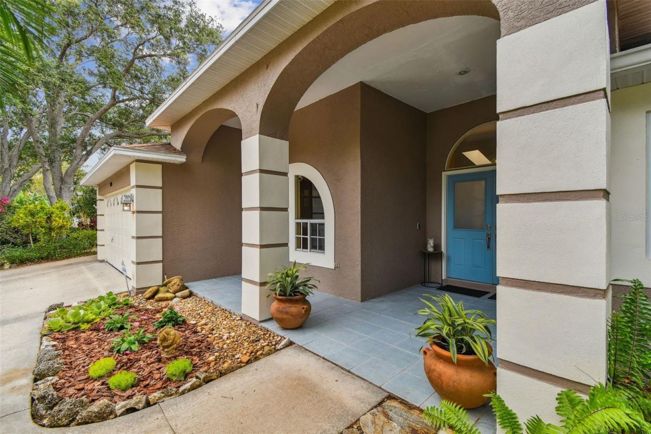 160 Sage Circle, Crystal Beach, FL 34681 Photo