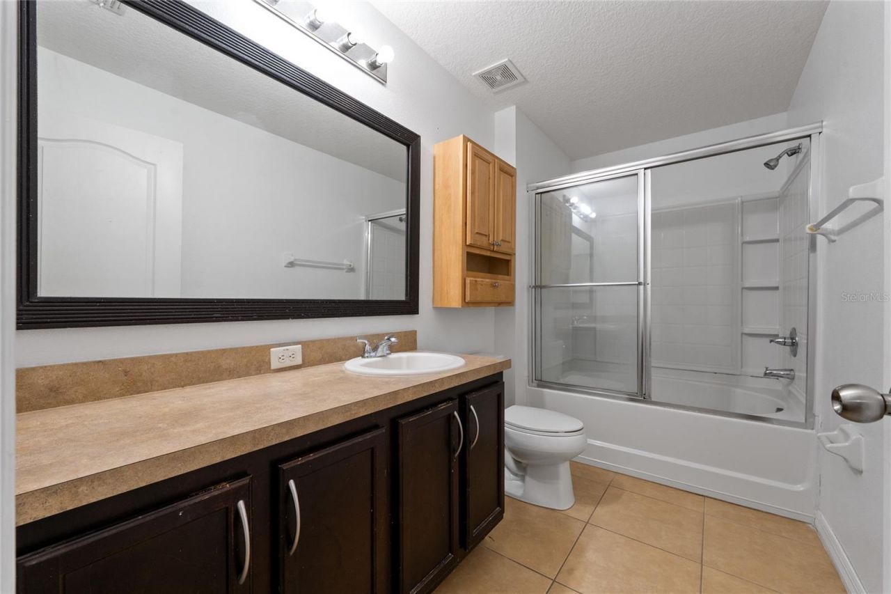 1704 Buckeye Falls Way , Orlando, FL 32824 Photo