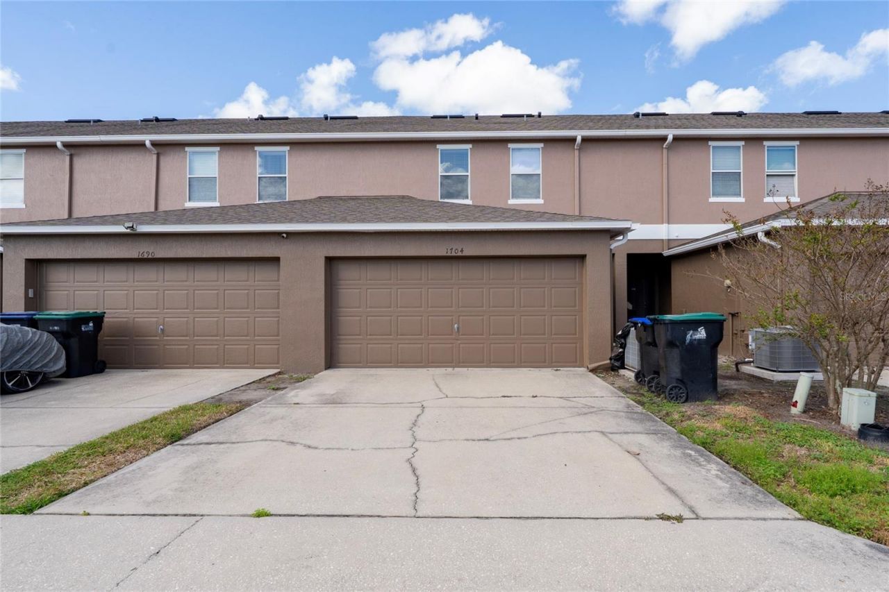 1704 Buckeye Falls Way , Orlando, FL 32824 Photo