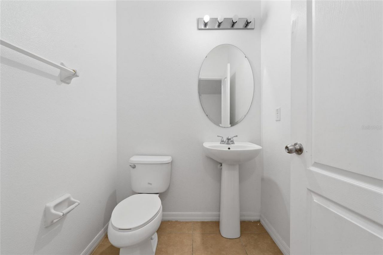 1704 Buckeye Falls Way , Orlando, FL 32824 Photo