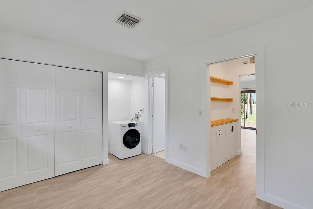 3507 Longmeadow , Unit 4, Sarasota, FL 34235 Photo