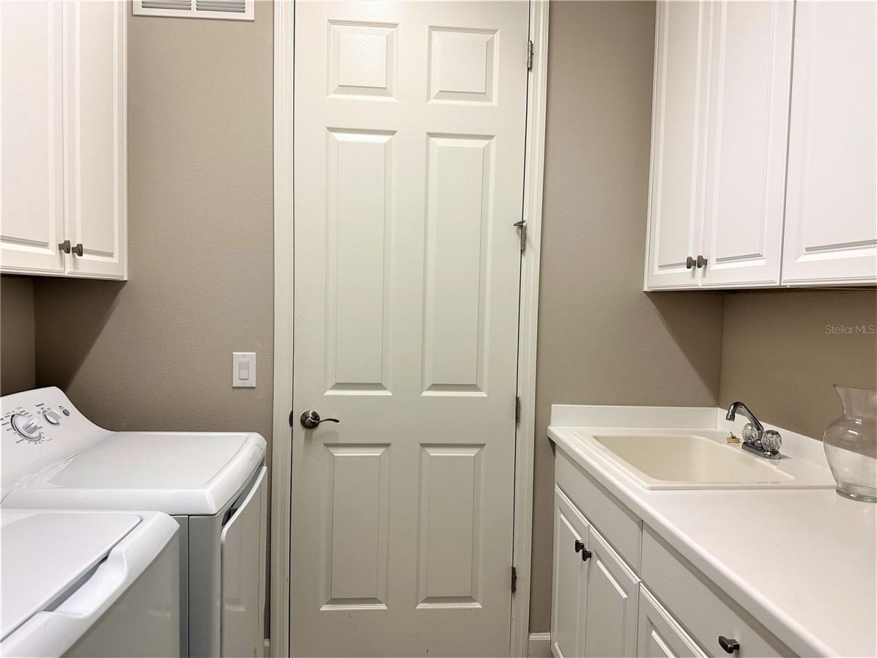 6215 Anise Drive , Sarasota, FL 34238 Photo