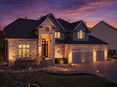 5911 S 119 Plaza, Omaha, NE 68137