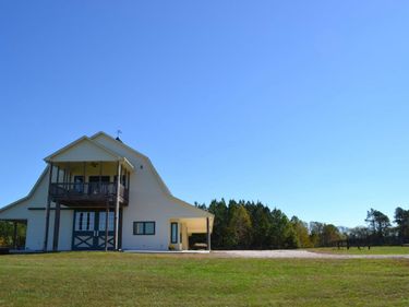 1433 Piney Mountain Road, Appomattox, VA 24522