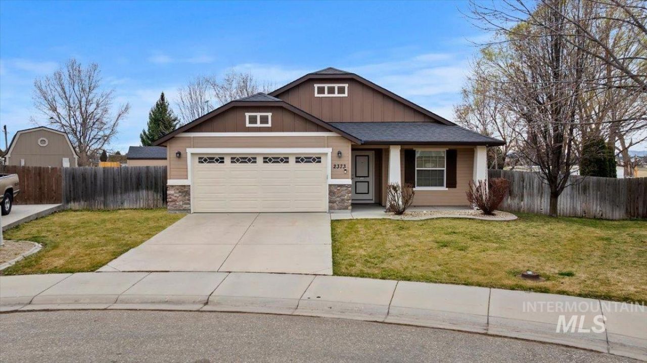 2373 N Buzz Saw Circle, Kuna, ID 83634 Main Photo