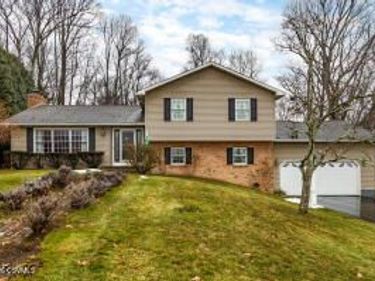 110 RIVER Drive , Bloomsburg, PA 17815