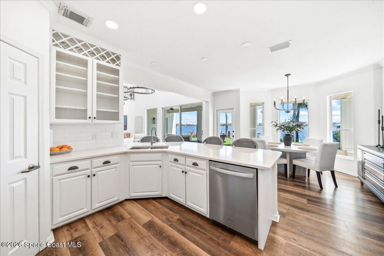 10710 S Tropical Trail , Merritt Island, FL 32952 Photo