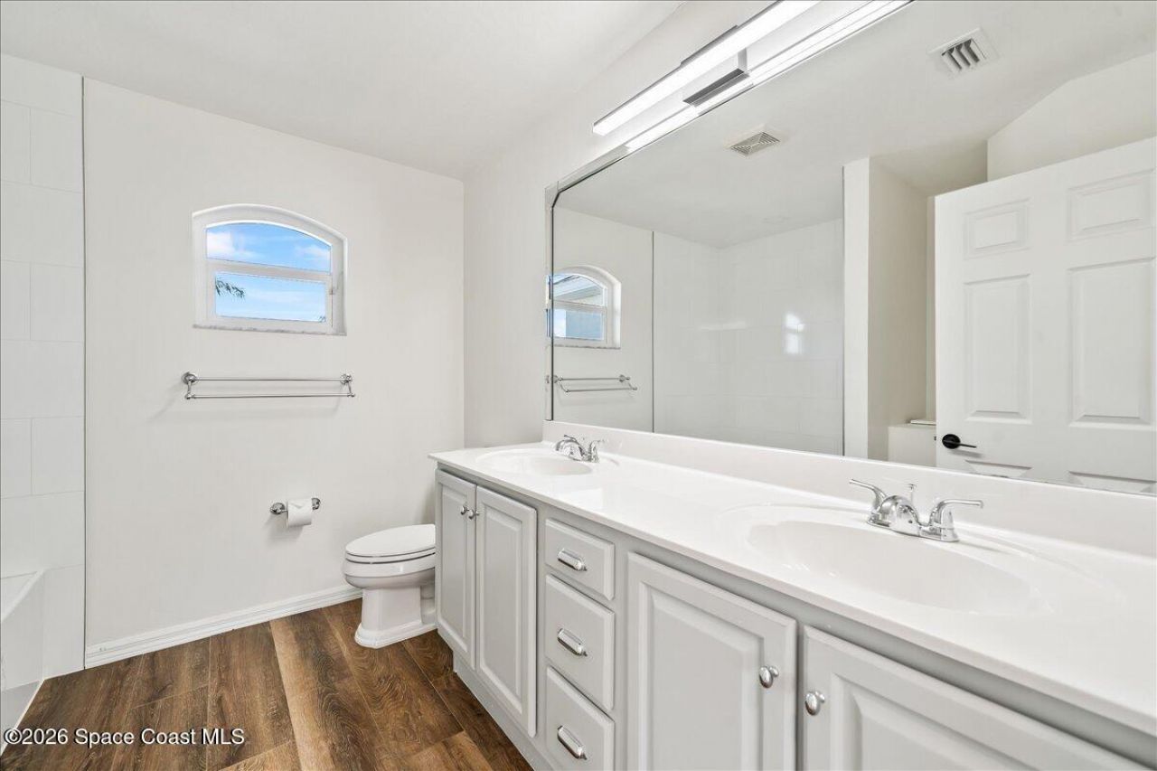 10710 S Tropical Trail, Merritt Island, FL 32952 Photo