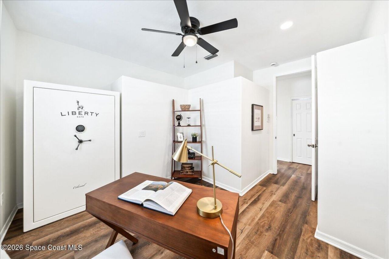 10710 S Tropical Trail, Merritt Island, FL 32952 Photo