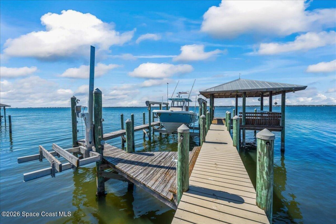 10710 S Tropical Trail, Merritt Island, FL 32952 Photo