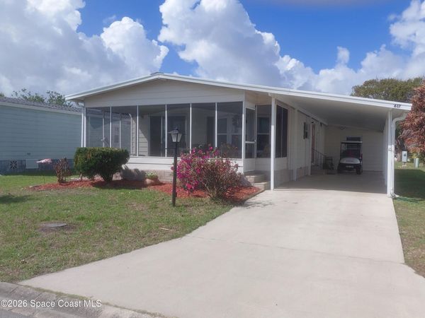 617 Bougainvillea Circle , Barefoot Bay, FL 32976