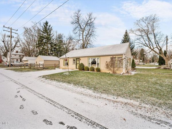 5001 Golden Road, Toledo, OH 43615