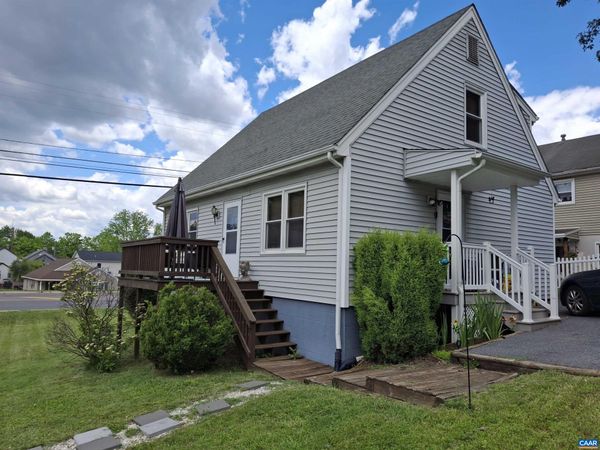 642 DELPHINE AVE N, Waynesboro, VA 22980