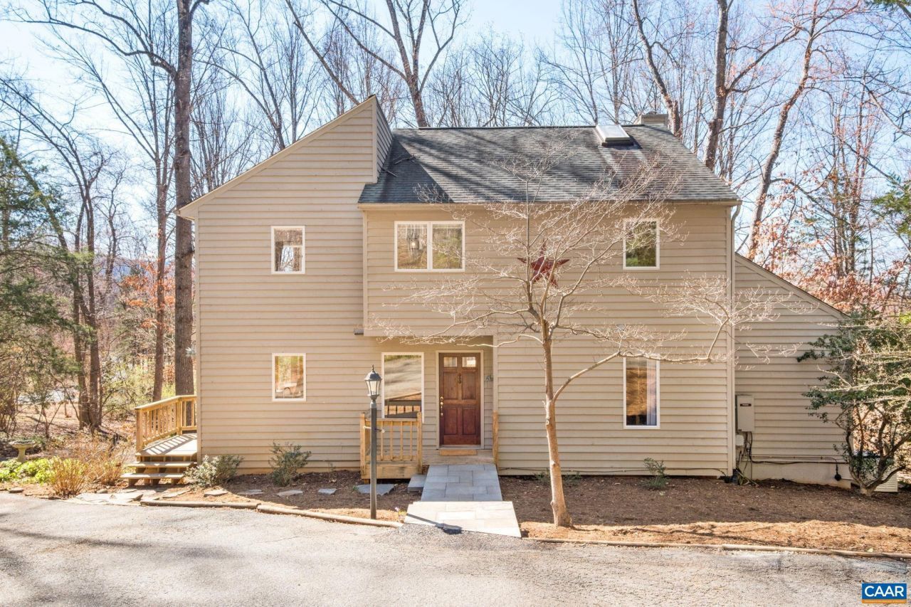 274 Grey Dove Ln, Charlottesville, VA 22903 Main Photo