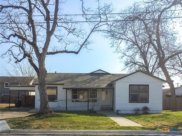 2006 N Wheeler Street , Victoria, TX 77901