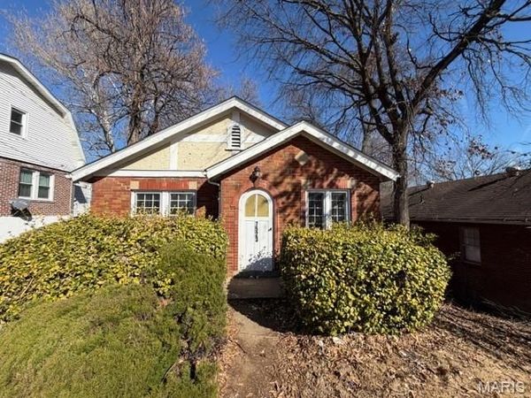 7523 CANTON , Avenue , St Louis, MO 63130