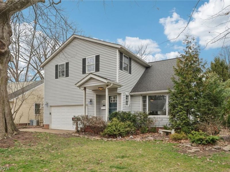 26626 Osborn Road, Bay Village, OH 44140 Photo 1