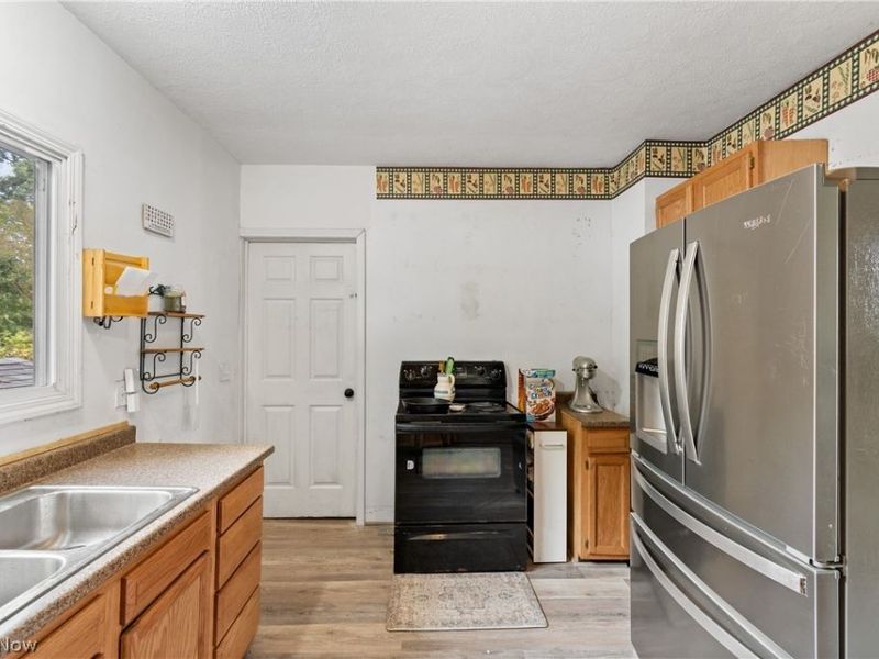 38 Walnut Court , Mogadore, OH 44260 Photo 2