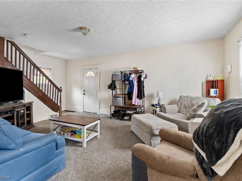 38 Walnut Court , Mogadore, OH 44260 Photo 3