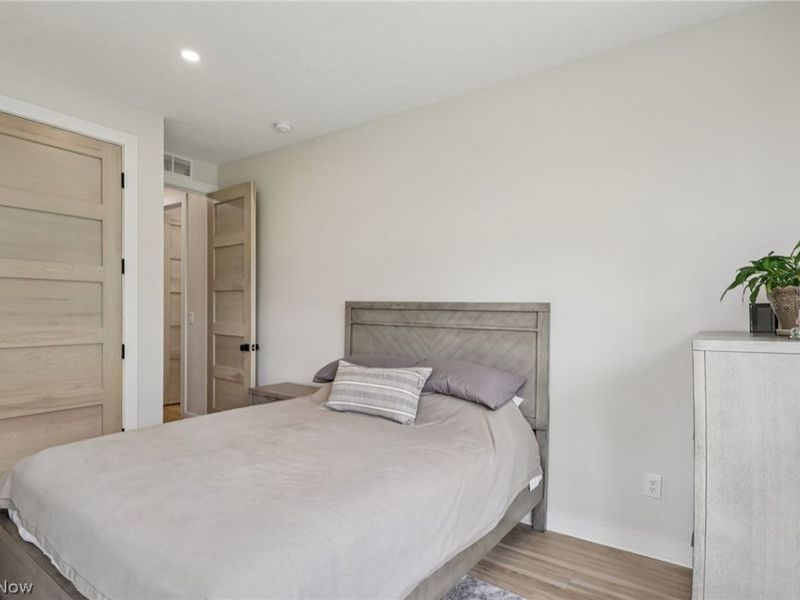 280 Buckeye Drive , Unit 5, Sheffield Lake, OH 44054 Photo 20