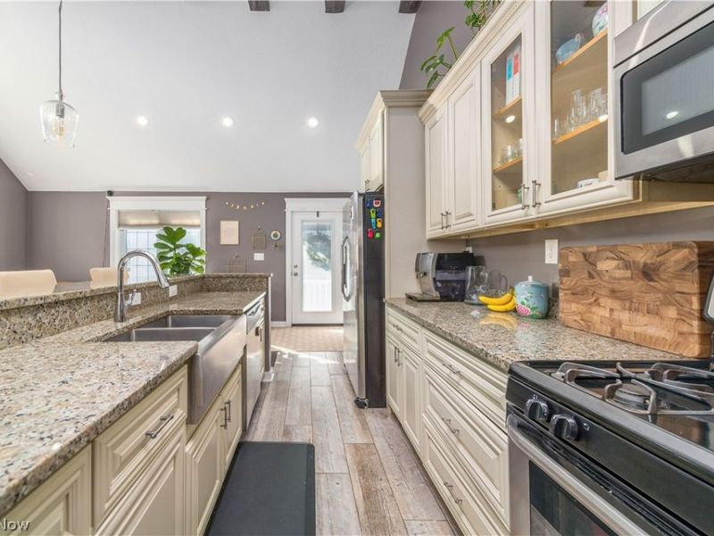 1338 W 69th Street , Cleveland, OH 44102 Photo 19