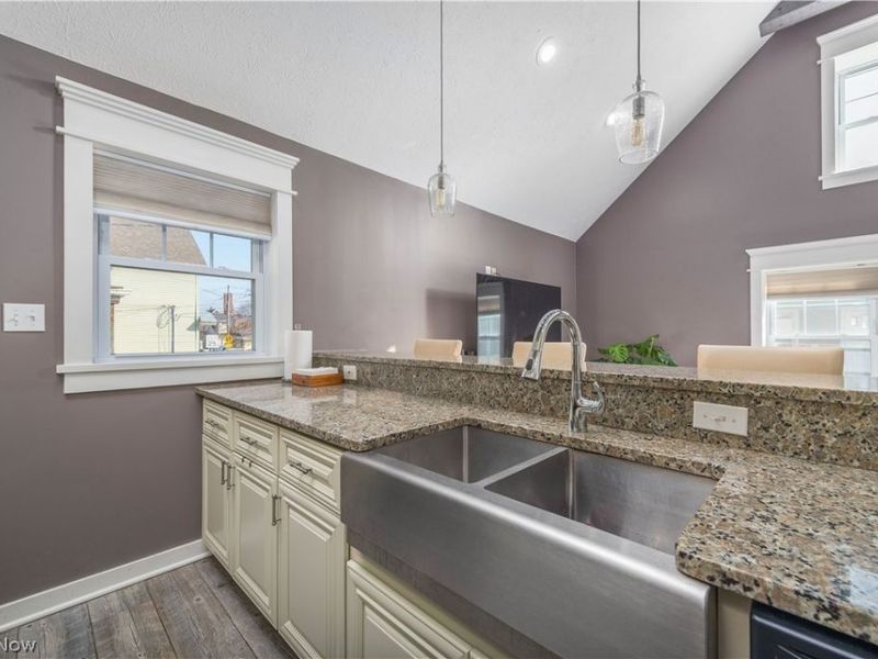 1338 W 69th Street , Cleveland, OH 44102 Photo 21