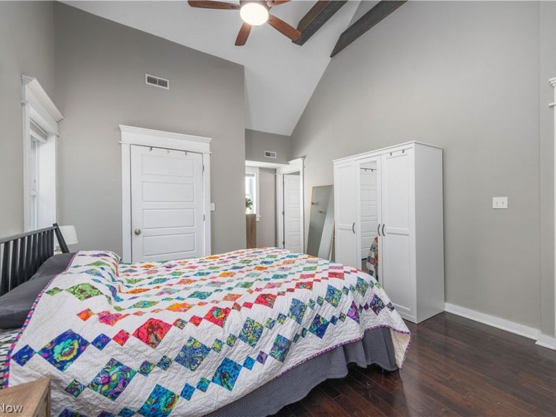 1338 W 69th Street , Cleveland, OH 44102 Photo 32