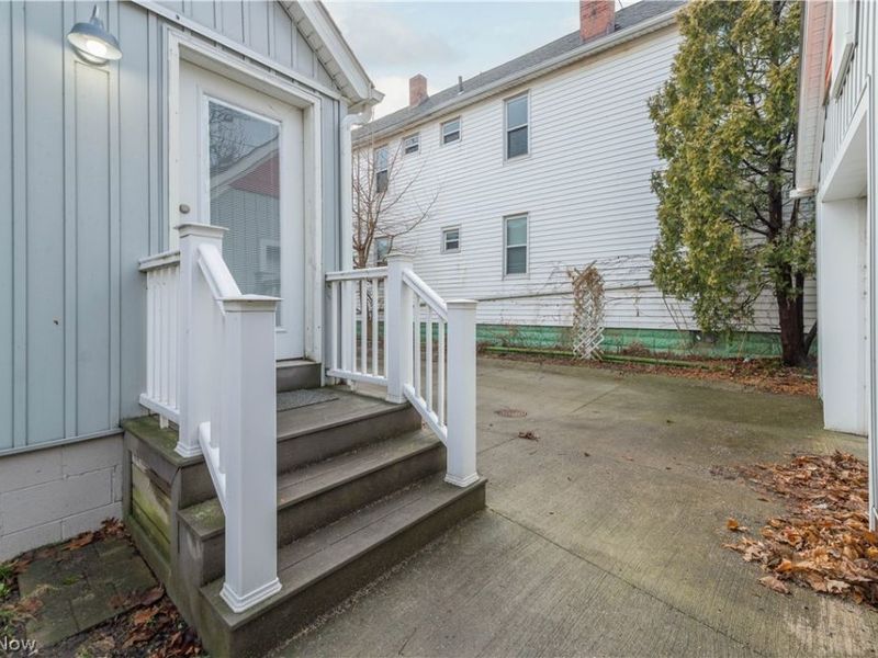 1338 W 69th Street , Cleveland, OH 44102 Photo 41