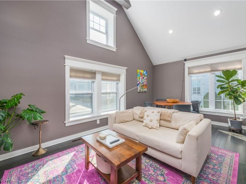 1338 W 69th Street , Cleveland, OH 44102 Photo 9