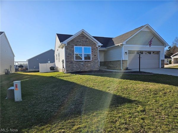 4311 Pioneer Circle SW, Massillon, OH 44646