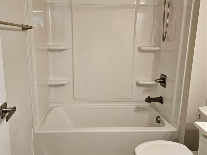 4311 Pioneer Circle SW, Massillon, OH 44646 Photo 12