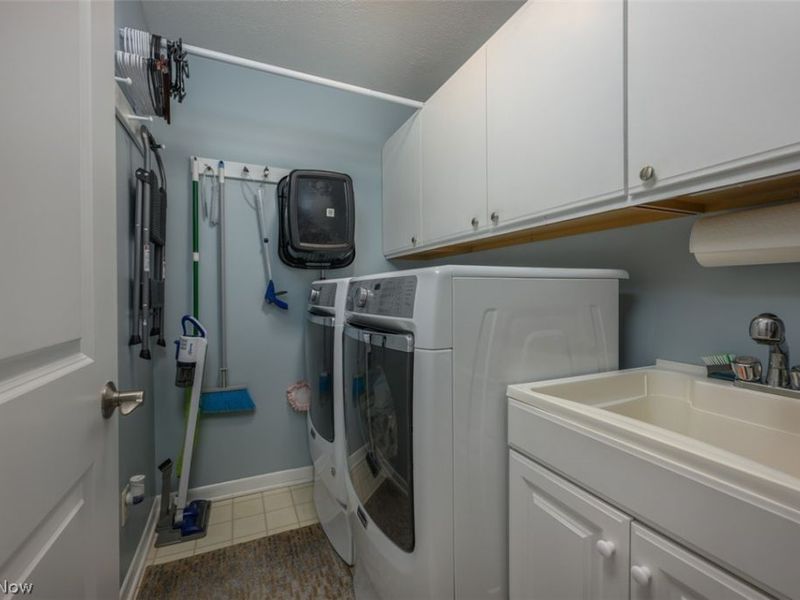 4929 Searls Drive NW, North Canton, OH 44720 Photo 24