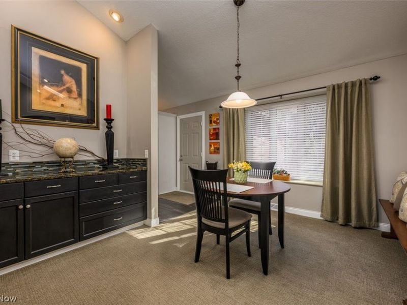 4929 Searls Drive NW, North Canton, OH 44720 Photo 8