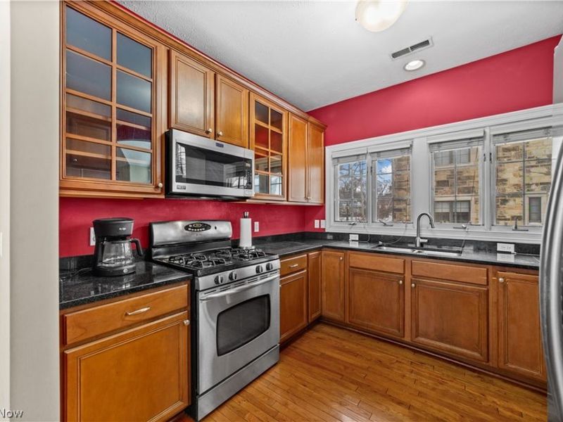 2425 Derbyshire Court , Unit B4-C, Cleveland Heights, OH 44106 Photo 13