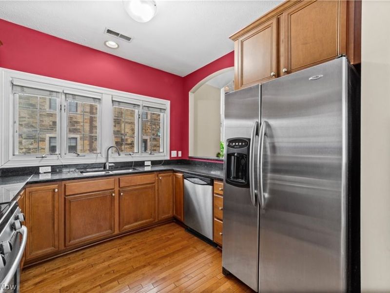 2425 Derbyshire Court , Unit B4-C, Cleveland Heights, OH 44106 Photo 14