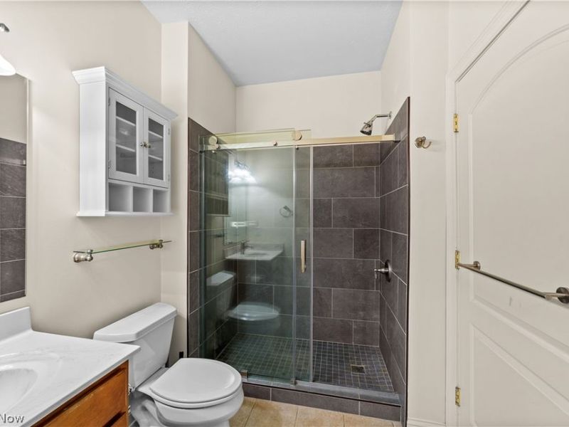 2425 Derbyshire Court , Unit B4-C, Cleveland Heights, OH 44106 Photo 23