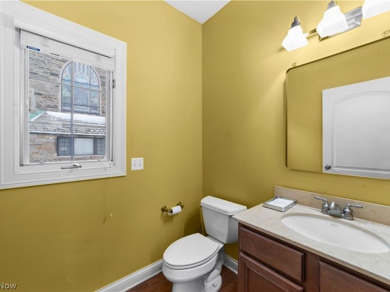 2425 Derbyshire Court , Unit B4-C, Cleveland Heights, OH 44106 Photo 25